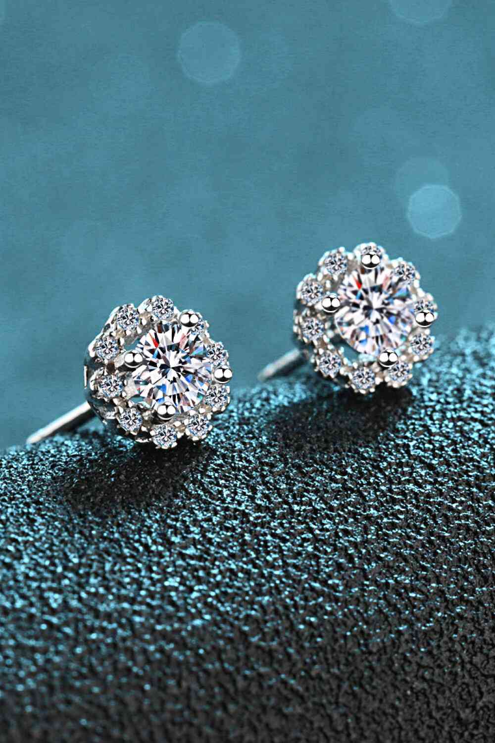 Moissanite Floral-Shaped Stud Earrings - Pahabu