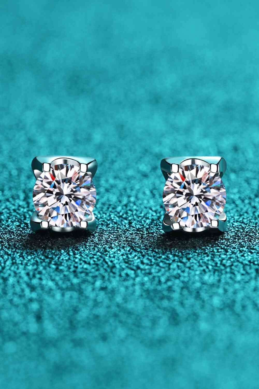 Weekend Meetup Moissanite Stud Earrings - Pahabu